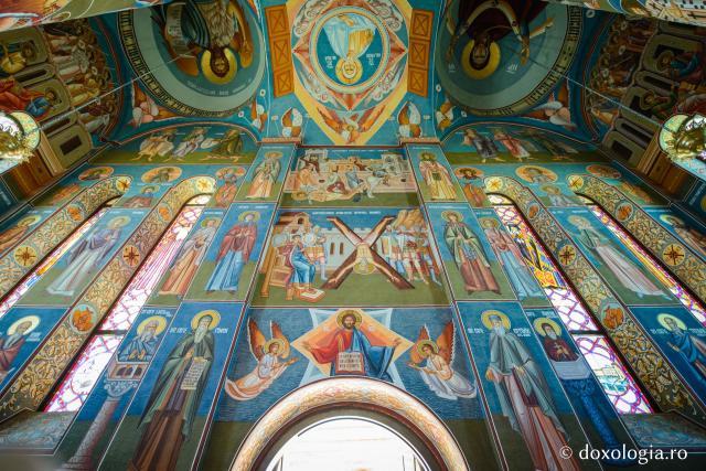 Hadâmbu - una dintre cele mai frumoase mănăstiri din județul Iași (galerie FOTO)