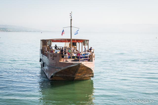 (Foto) Pelerin pe Marea Galileii 