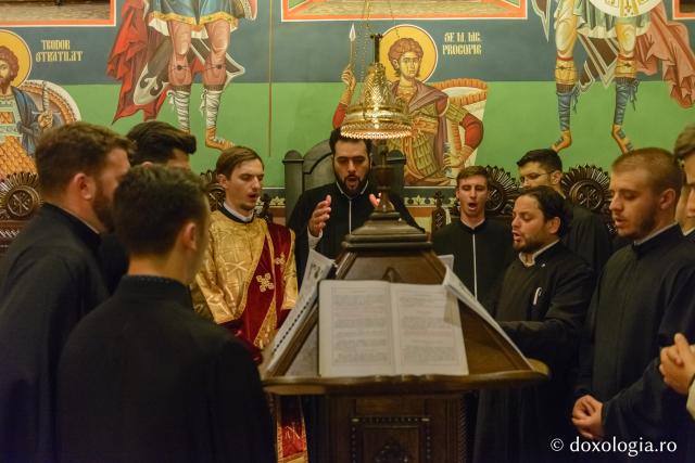 (Foto) Masterclass-ul Internațional de Cânt Bizantin, ediția a X-a – Priveghere pentru Icoana Maicii Domnului Prodromiţa