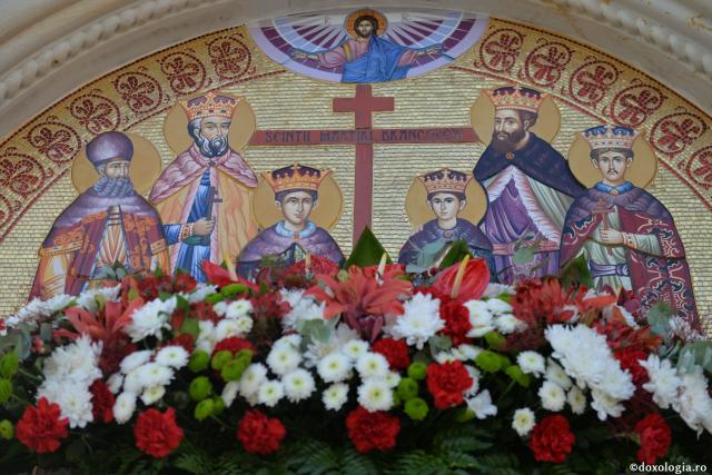 Altarul de vară al Mănăstirii Zosin, sfinţit de şase ierarhi (Galerie FOTO)