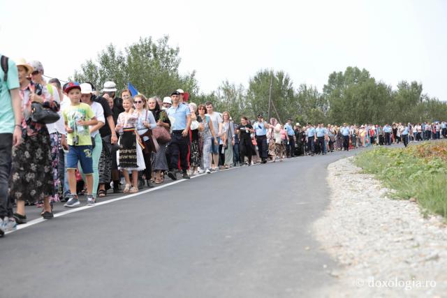 Procesiunea „La Nicula colo-n deal” (galerie FOTO)