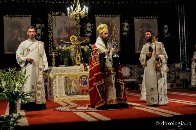 (Foto) Slujba de priveghere de la Mănăstirea Sihăstria Putnei
