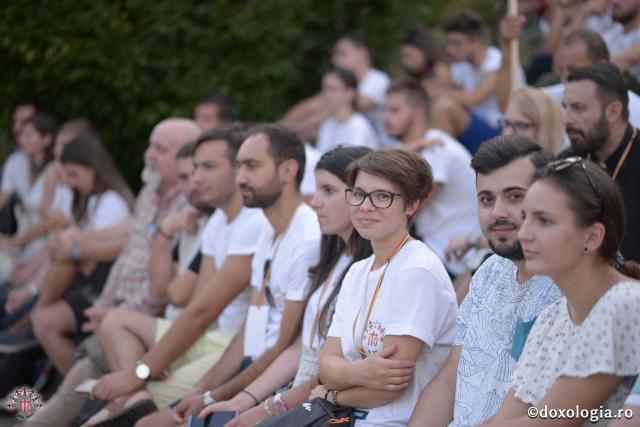 (Foto) Părintele Constantin Necula în mijlocul tinerilor #ITO2017