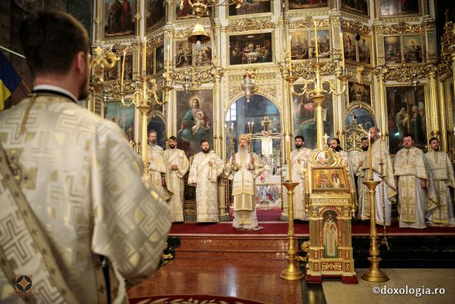 Sfânta Liturghie arhierească în cadrul Festivalului de Muzică Bizantină de la Iași (Galerie FOTO)