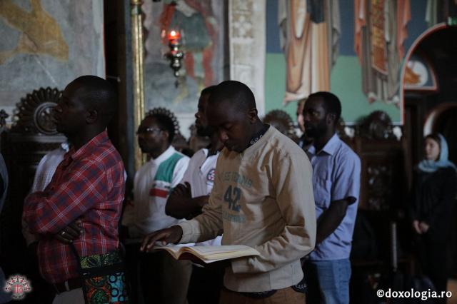 Voluntarii ITO 2017 la Sfânta Liturghie (galerie FOTO)