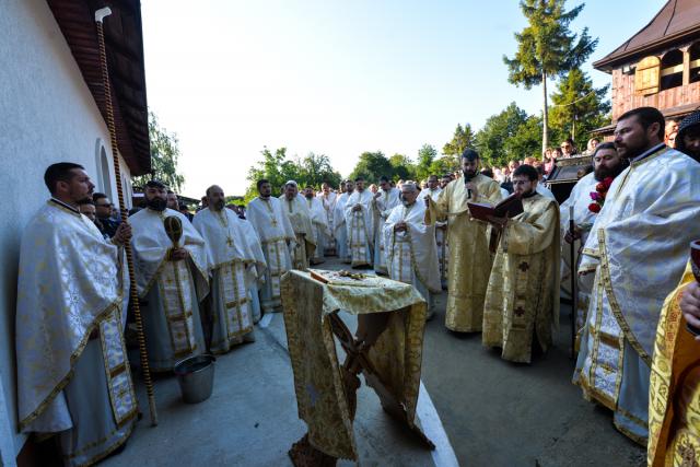 (Foto) Sfințire de biserică în satul Baranca, Protopopiatul Dorohoi