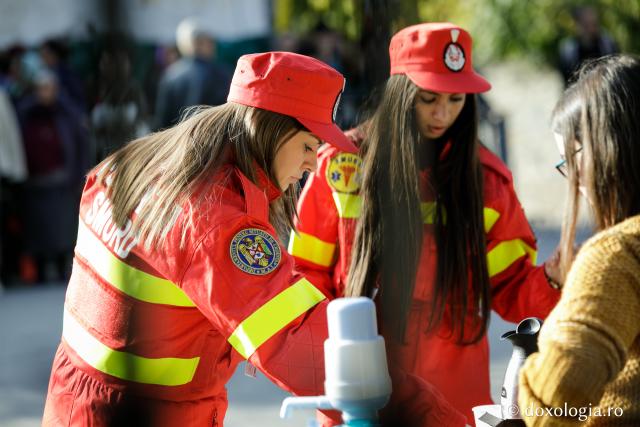 Alături de pelerinii Sfintei Parascheva (galerie FOTO)