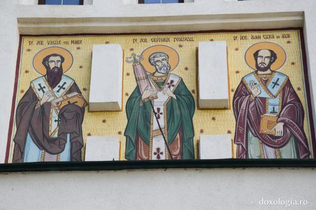 (Foto) Catedrala „Naşterea Maicii Domnului” din Gura Humorului 