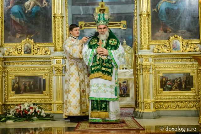 (Foto) Rugăciuni arhierești în cinstea Sfântului Gheorghe, ocrotitorul Mitropoliei Moldovei și Bucovinei