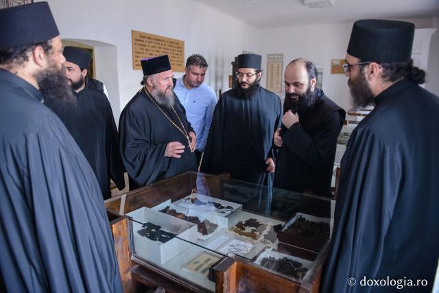 (Foto) Crâmpeie din viața culturală a Mănăstirii Neamț