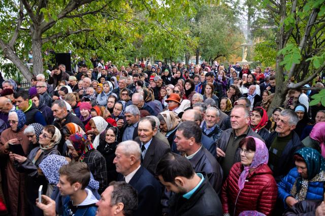 (Foto) Resfințire de biserică în Protopopiatul Săveni