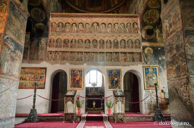Cea mai veche ctitorie voievodală din Țara Românească – Biserica Domnească din Curtea de Argeș / Foto: Ioana Zlotea Biserica Domnească din Curtea de Argeș
