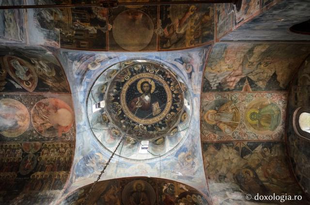 Cea mai veche ctitorie voievodală din Țara Românească – Biserica Domnească din Curtea de Argeș / Foto: Ioana Zlotea Biserica Domnească din Curtea de Argeș