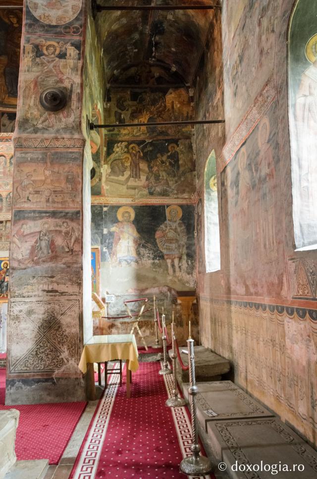 Cea mai veche ctitorie voievodală din Țara Românească – Biserica Domnească din Curtea de Argeș / Foto: Ioana Zlotea Biserica Domnească din Curtea de Argeș