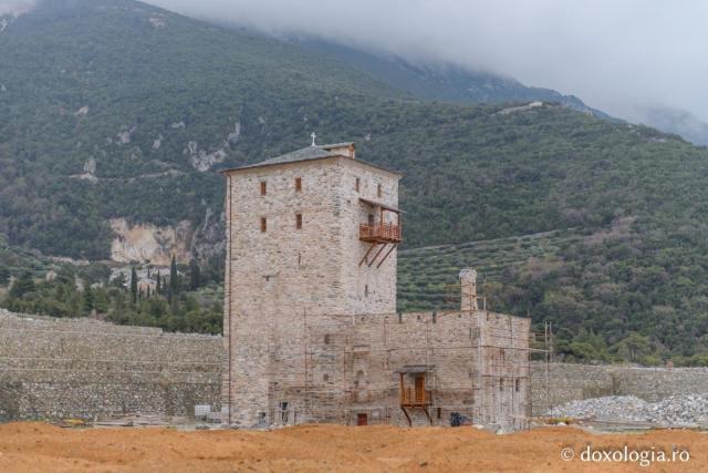 Turnul vechii arsanale de la Mănăstirea Sfântul Pavel