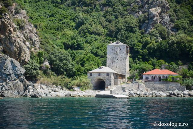 Turnul-arsana al Mănăstirii Simonos Petras