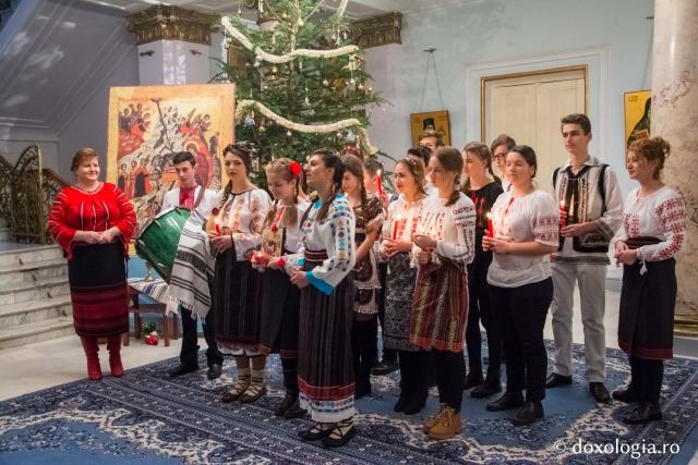 Colindători la Reședința Mitropolitană 2017 – Grup de copii din Paşcani