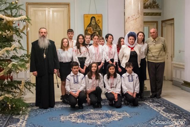 Colindători la Reședința Mitropolitană 2017 – Şcoala Dochia
