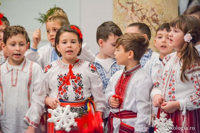 Colindători la Reședința Mitropolitană 2017 – Şcoala Tomeşti