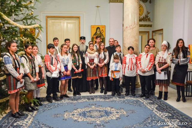 Colindători la Reședința Mitropolitană 2017 – Parohia Păstrăveni