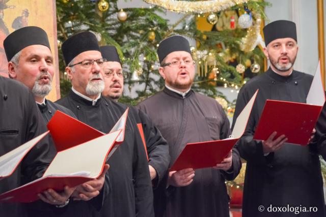 Colindători la Reședința Mitropolitană 2017 – Corul Apostolii al preoților din cadrul Protopopiatelor Iași 1, Iași 2 și Iași 3