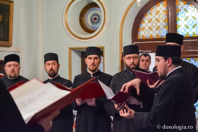 Colindători la Reședința Mitropolitană 2017 – Corul Apostolii al preoților din cadrul Protopopiatelor Iași 1, Iași 2 și Iași 3