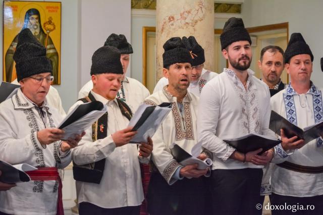 Colindători la Reședința Mitropolitană 2017 – Corul cântăreților bisericești