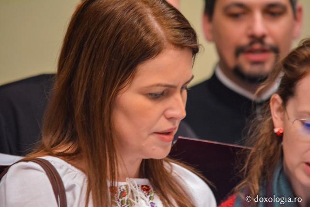 Colindători la Reședința Mitropolitană 2017 – Corul responsabililor cu cateheza din cadrul Biroului de catehizare al Arhiepiscopiei Iaşilor