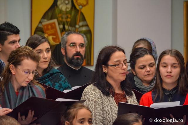 Colindători la Reședința Mitropolitană 2017 – Corul responsabililor cu cateheza din cadrul Biroului de catehizare al Arhiepiscopiei Iaşilor