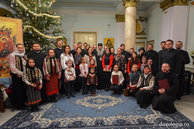 Colindători la Reședința Mitropolitană 2017 – Corul responsabililor cu cateheza din cadrul Biroului de catehizare al Arhiepiscopiei Iaşilor