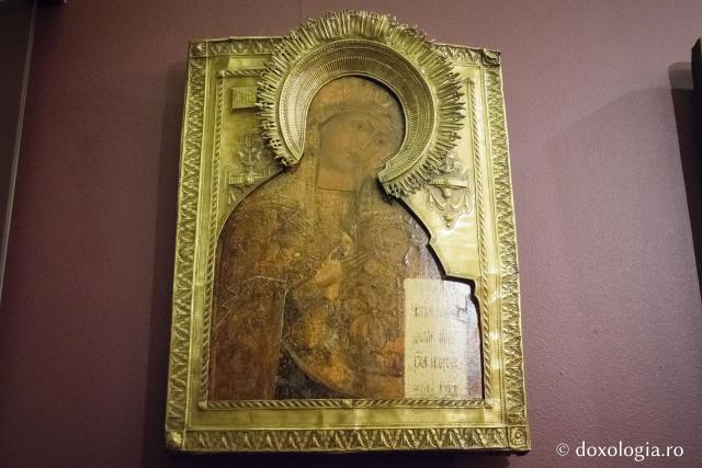 (Foto) „PhosHilaron” – expoziție de icoane bizantine și slave la Montserrat, Spania 