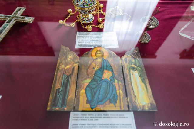 (Foto) Colecția de artă veche bisericească de la Văratec