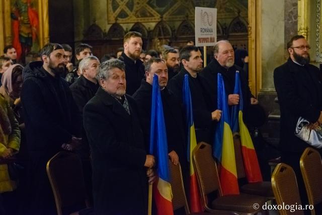 (Foto) Cuminecare și comemorare la 100 de ani de la Unirea Basarabiei cu România