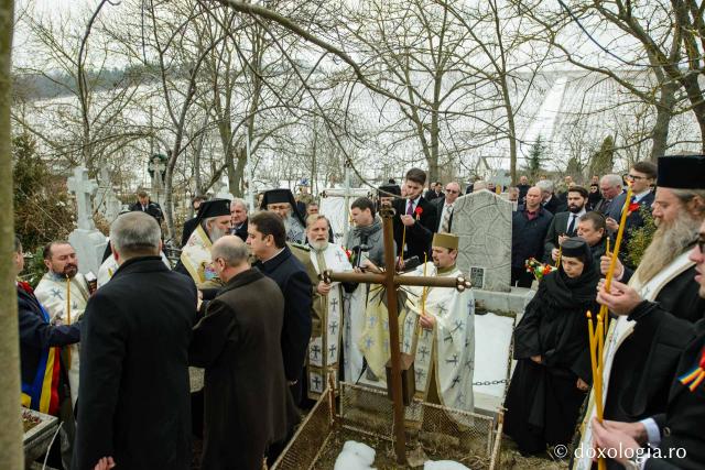 Rugăciuni și momente solemne în cinstea înfăptuitorilor Unirii cu Basarabia (Galerie FOTO)