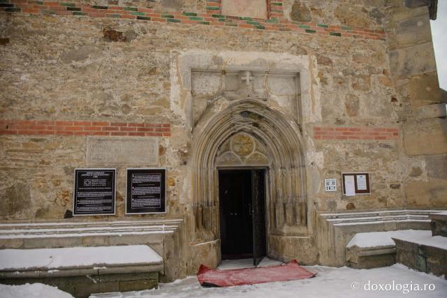 (Foto) Biserica „Sfântul Ioan Domnesc” – ctitoria ştefaniană din Piatra Neamţ 