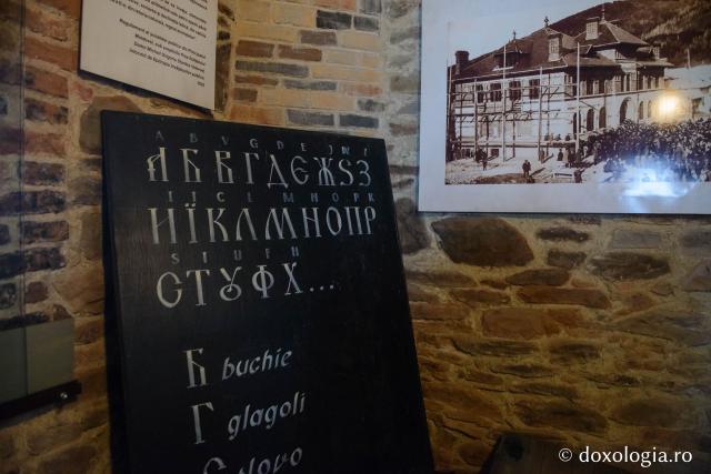 (Foto) Turnul bisericii domneşti din Piatra Neamţ – locul de nevoinţă al Sfântului Gheorghe Pelerinul 