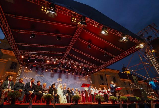 (Foto) Deschiderea ITO 2018: Unitatea, Credinţa şi Neamul au făcut spectacol în Piaţa Mare