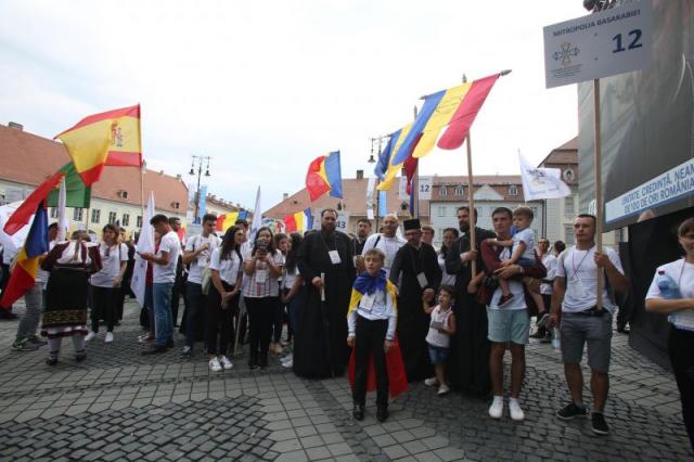 (Foto) Deschiderea ITO 2018: Unitatea, Credinţa şi Neamul au făcut spectacol în Piaţa Mare