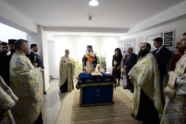(Foto) Sfințirea Căminului „Buna Vestire” de la Facultatea de Teologie Ortodoxă din Iași