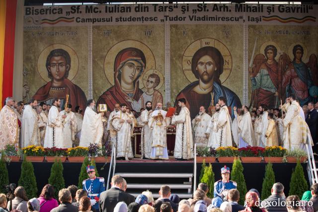 (Foto) Sfințirea Bisericii „Sfântul Iulian din Tars”, Iași 2018