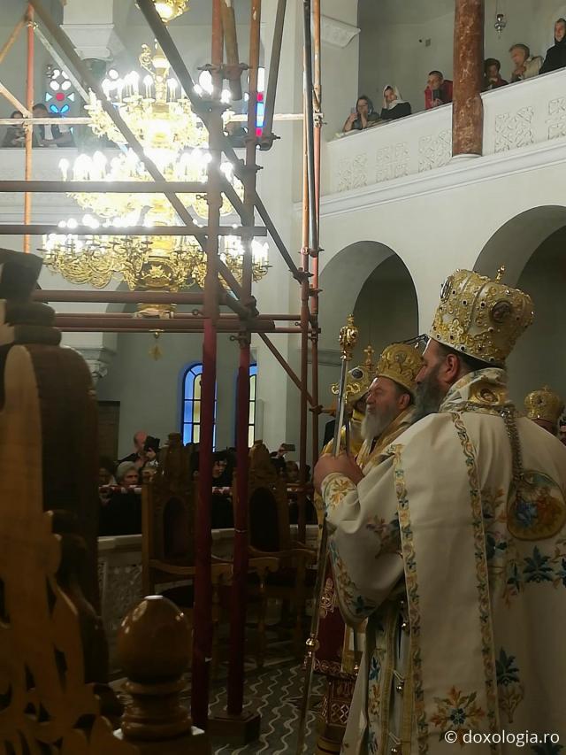 (Foto) În Eghina, la hramul Sfântului Ierarh Nectarie - 9 noiembrie 2018