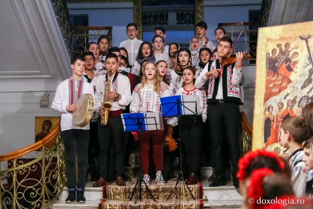 Colindători la Reședința Mitropolitană 2018 – Liceul de Artă „Victor Brauner”, Piatra Neamț