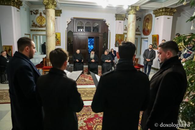 Colindători la Reședința Mitropolitană 2018 – Grup de studenți de la Facultatea de Teologie din Alba Iulia