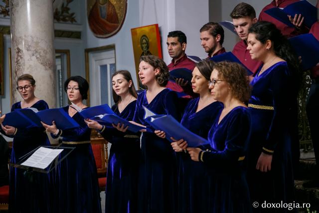 Colindători la Reședința Mitropolitană 2018 – Corul „Aletheia“ al Bisericii Bărboi din Iaşi