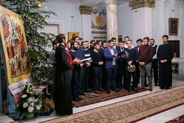 Colindători la Reședința Mitropolitană 2018 – Studenții de la Facultatea de Teologie din Iași, Masterat Misiune și slujire pastorală, anul II