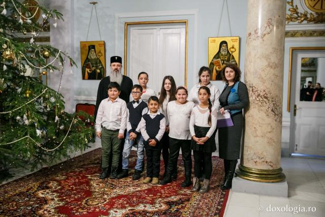Colindători la Reședința Mitropolitană 2018 – Corul „Sfinții Arhangheli Mihail și Gavriil” al Protopopiatului Iași II