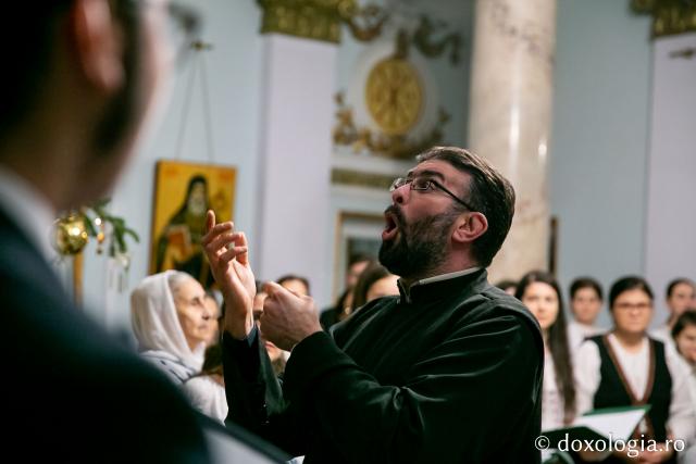 Colindători la Reședința Mitropolitană 2018 – Corul „Basileus” al Seminarului Teologic Liceal Ortodox din Iași