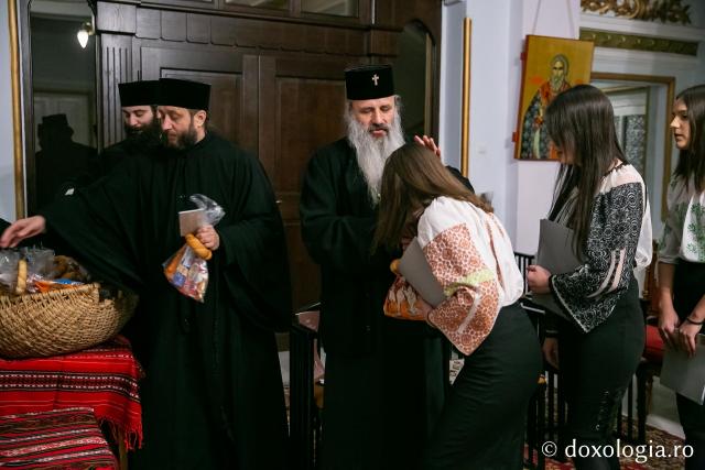 Colindători la Reședința Mitropolitană 2018 – Corul Seminarului de la Mănăstirea Agapia