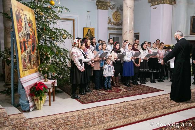 Colindători la Reședința Mitropolitană 2018 – Corul „Sfânta Parascheva” al paraclisului mitropolitan Metocul Maicilor
