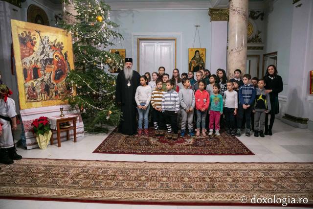 Colindători la Reședința Mitropolitană 2018 – Centrul de zi pentru copii „Sfânta Marina” Iași